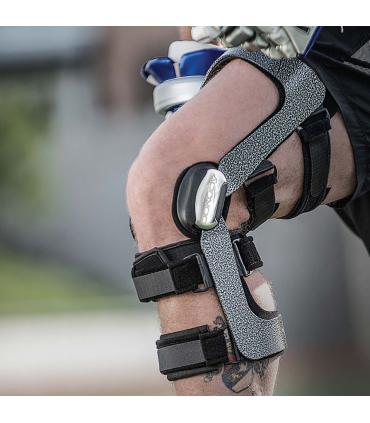 Rodillera ultraligera Armor DonJoy con Fource Point + regalo protector de impactos